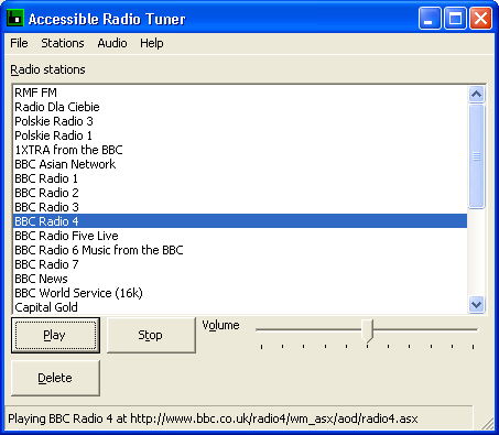 Screenshot: a very standard Windows interface, list boxes, buttons and sliders to control radio stations.
